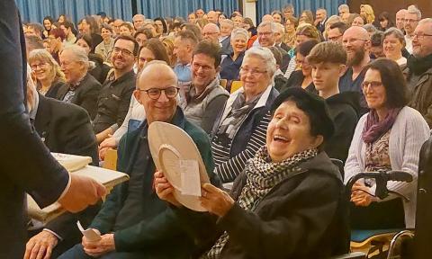 Ehrenteller der Gemeinde Malsch für Isolde Wipfler